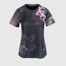 Ielādēt video galerijas pārlūkā, Puspieguloša silueta t-krekls ar paplatinātu lejasdaļu - PEONIES