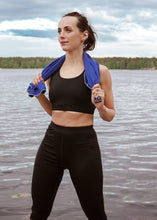 Ielādēt video galerijas pārlūkā, black crop top, sportwear, tank top, nike, adidas ,reebok, puma, comfortable, running, trail , hike, active, printed top, back pocket, profesional sport, underwear, sleeveless, black, top, fox-pace, ultramarathon,