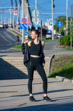 Ielādēt video galerijas pārlūkā, Black high waist leggings - ESSENTIALS - Fox-Pace