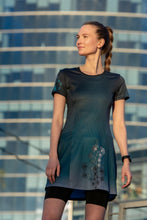 Ielādēt video galerijas pārlūkā, Printed short-sleeve running dress with pockets - AQUAMARINE - Fox-Pace
