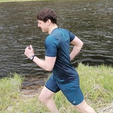 Ielādēt video galerijas pārlūkā, Men's short sleeve running shirt - LONGEVITY - Fox-Pace
