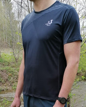 Ielādēt video galerijas pārlūkā, Printed short sleeve running shirt - Mr.FOX - Fox-Pace