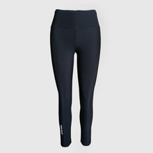 Ielādēt video galerijas pārlūkā, High waist warm winter running leggings with back pocket and reflectors - RAVEN - Fox-Pace
