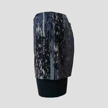 Ielādēt video galerijas pārlūkā, Īsie vīriešu skriešanas šorti ar sānu šķēlumiem, piegulošiem iekššortiem un kabatām - INTEGRITY