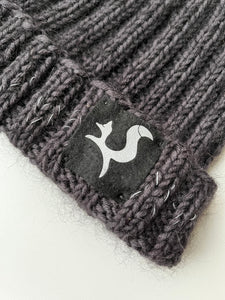 Knitted merino wool beanie with a reflective thread line and logo - BLAZE - Fox-Pace