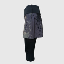 Load image into Gallery viewer, Printed running skirt with inner capri shorts and pockets - CAMO
